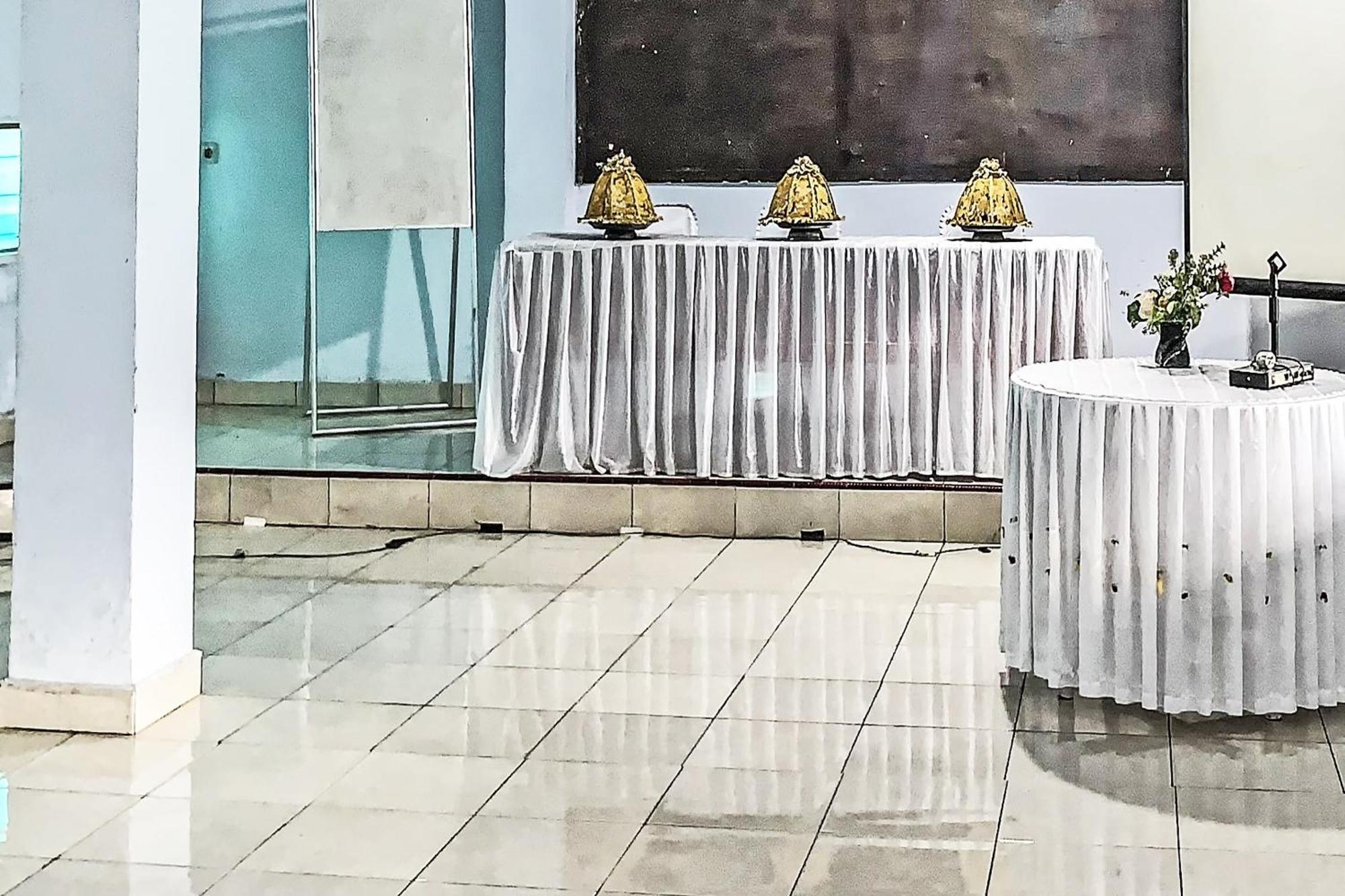 Oyo 91757 Surya Hotelneartaman Anggrek Pkk Watansoppeng Lalabata المظهر الخارجي الصورة
